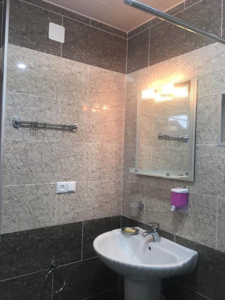 Apartment Jorjo Μέστια Εξωτερικό φωτογραφία